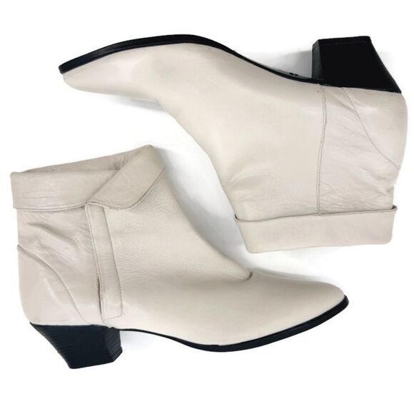 Vintage HUNT CLUB Cream Cuffed Ankle Bootie 80’s‎ Sz 7.5 - Picture 1 of 14